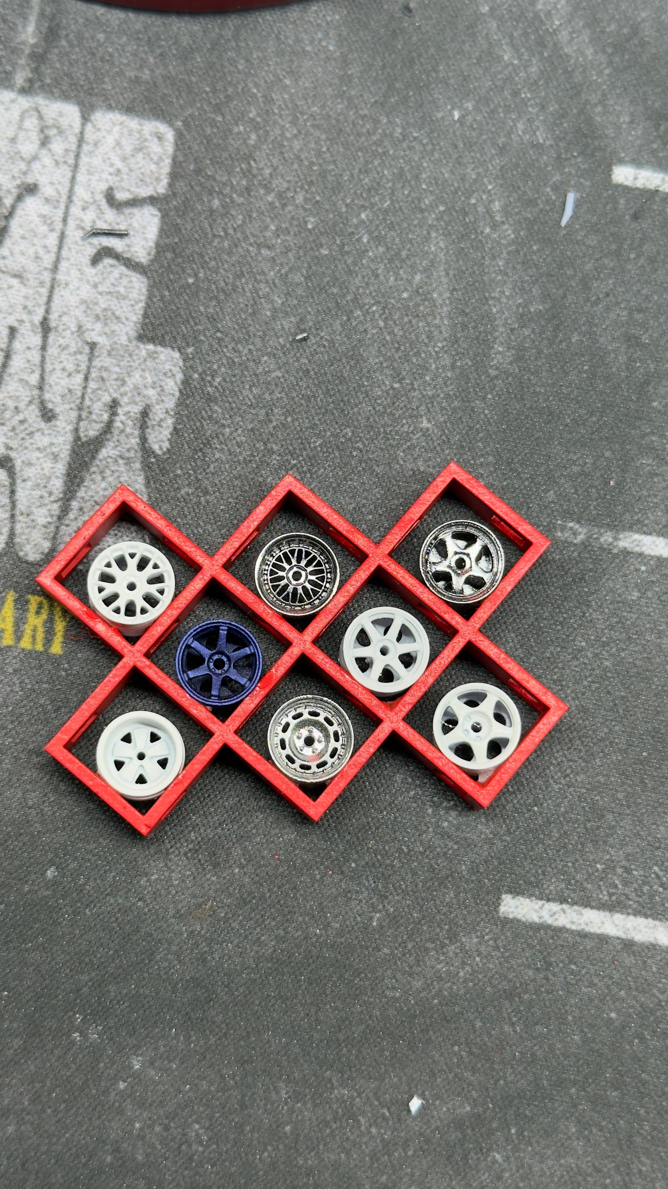 Wheel display V1 (red)