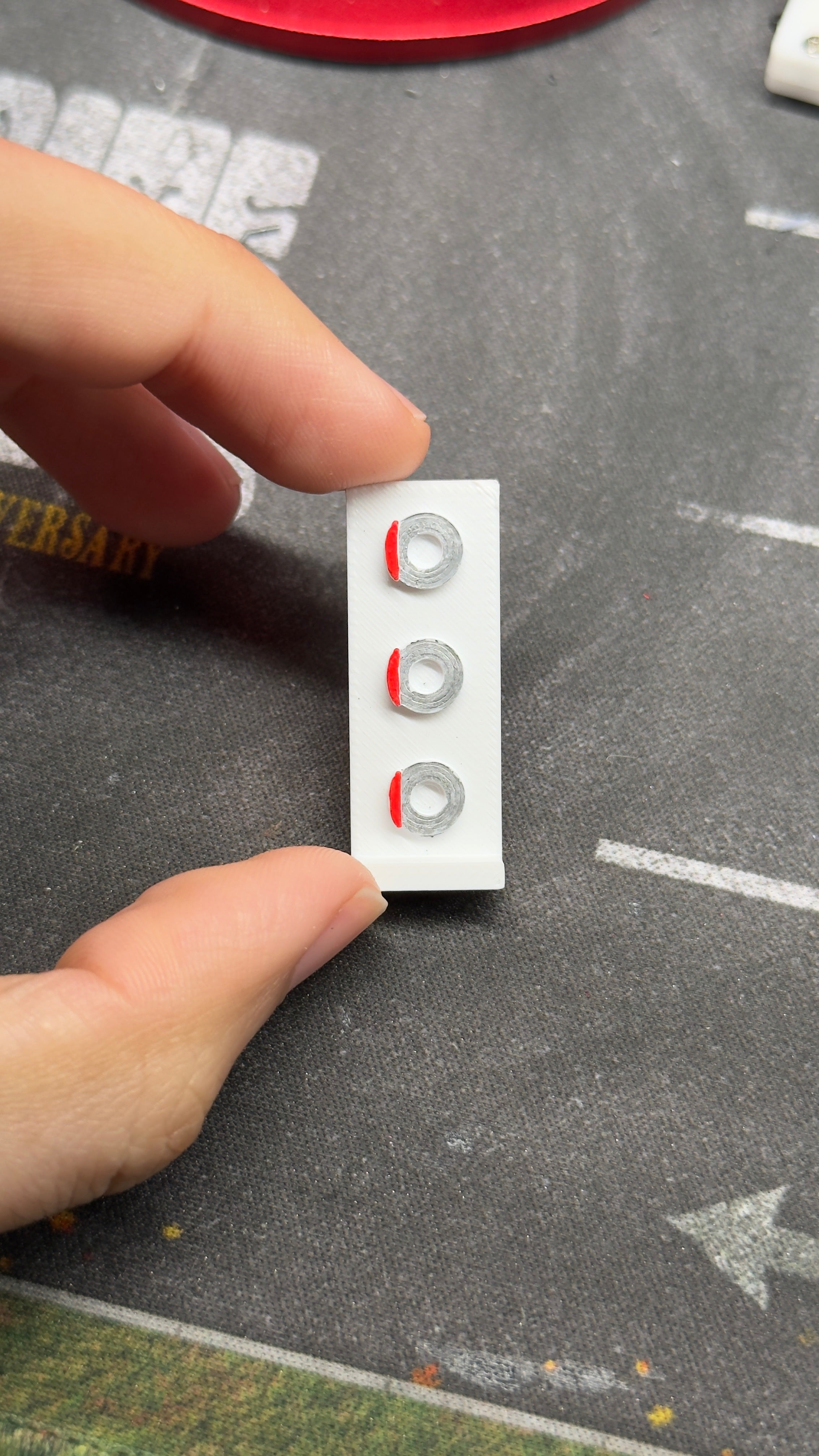 Brake display (white)